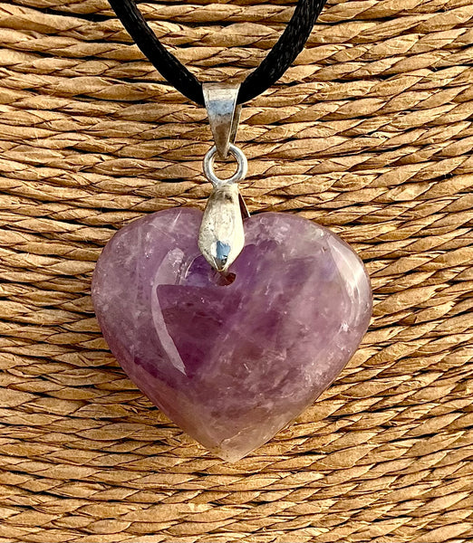 Pendentif Améthyste - Pierre Plate forme cœur