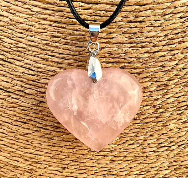 Pendentif Quartz Rose - Pierre Plate forme cœur
