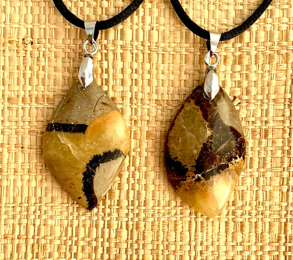 Pendentif Septaria - Pierre Plate forme libre