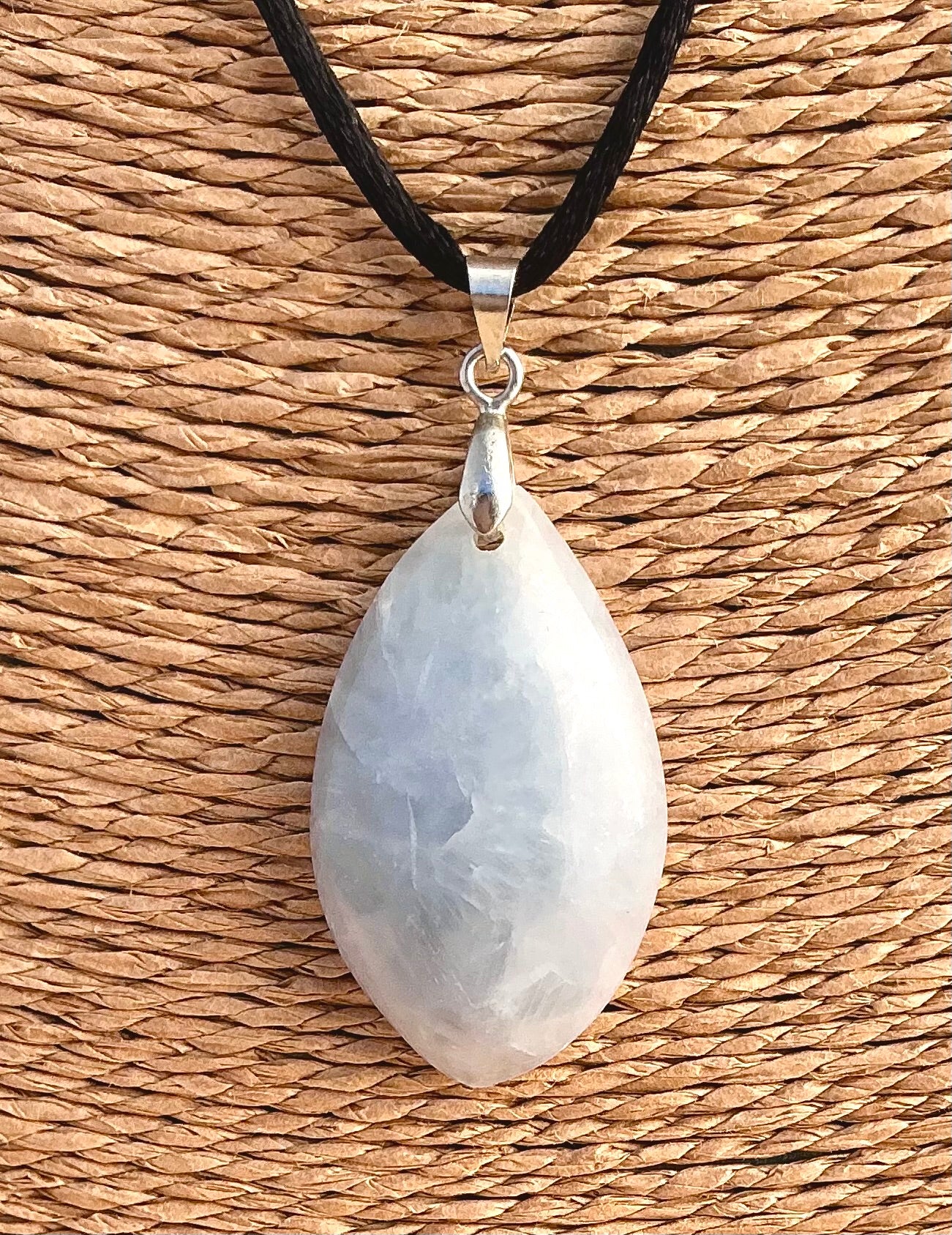 Pendentif Calcite bleue - Pierre Plate