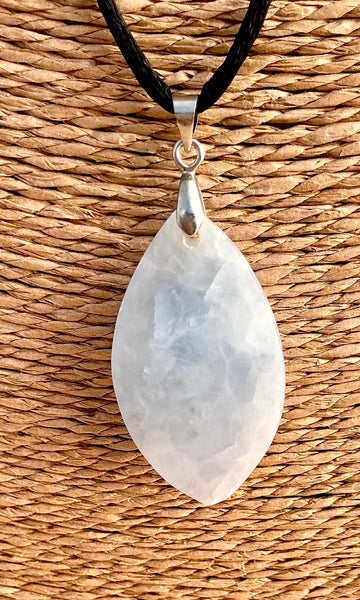 Pendentif Calcite bleue - Pierre Plate