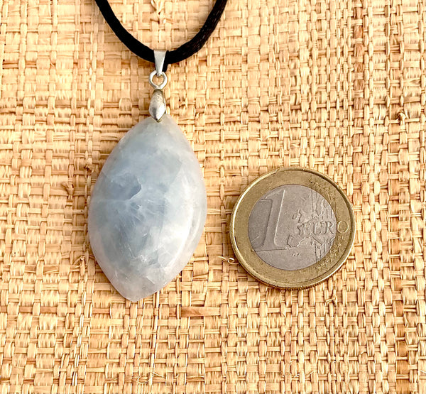 Pendentif Calcite bleue - Pierre Plate