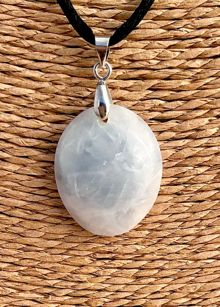 Pendentif Calcite bleue - Pierre Plate forme ovale