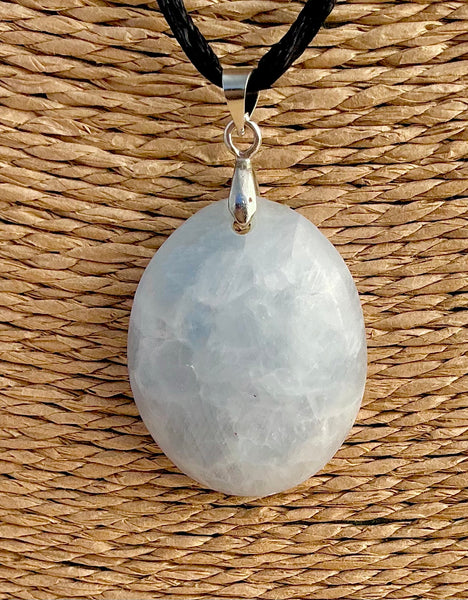 Pendentif Calcite bleue - Pierre Plate forme ovale