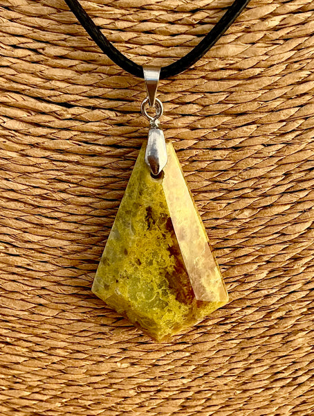 Pendentif Opale Verte - Pierre plate forme libre