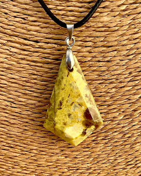 Pendentif Opale Verte - Pierre plate forme libre