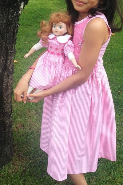 Robe Smocks Maki Rose rayures Rose Bonbon et Blanc Poupée Madagascar